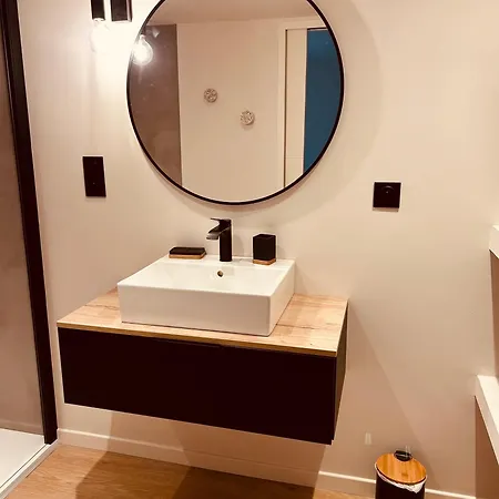 Tatil Evi Ethic Simple & Chic Labastide-Marnhac